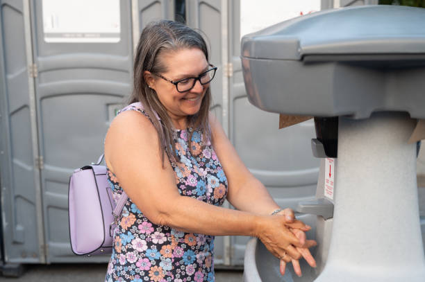 Portable Toilet Options We Offer in Ives Estates, FL